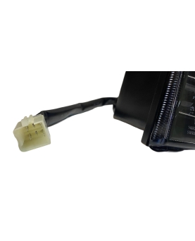 Priekšējais lukturis J4